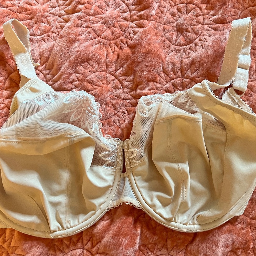 Elomi Etta Banless Bra - Nude